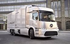 Mercedes Axor